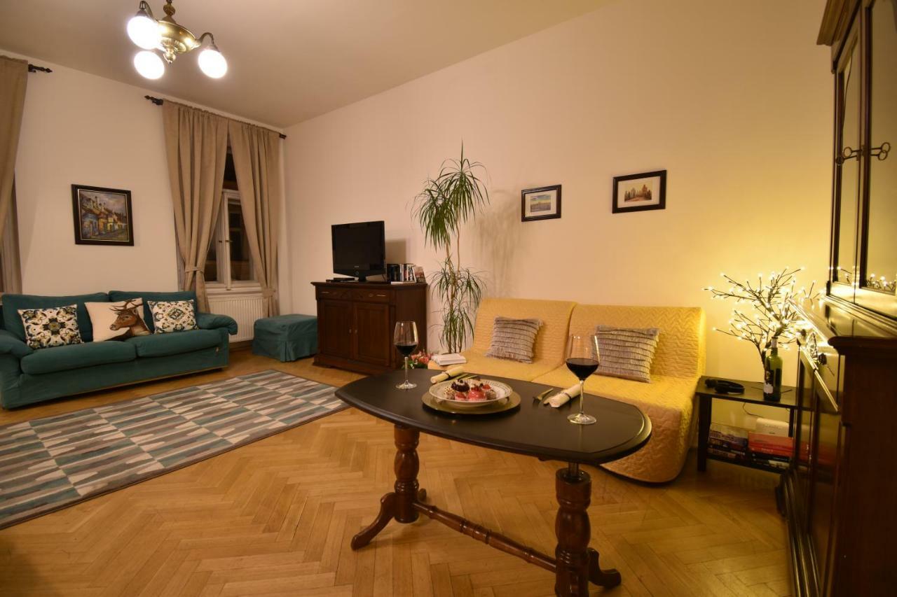 Apartmán Cozy Flat By The Astronomical Clock Praha Exteriér fotografie