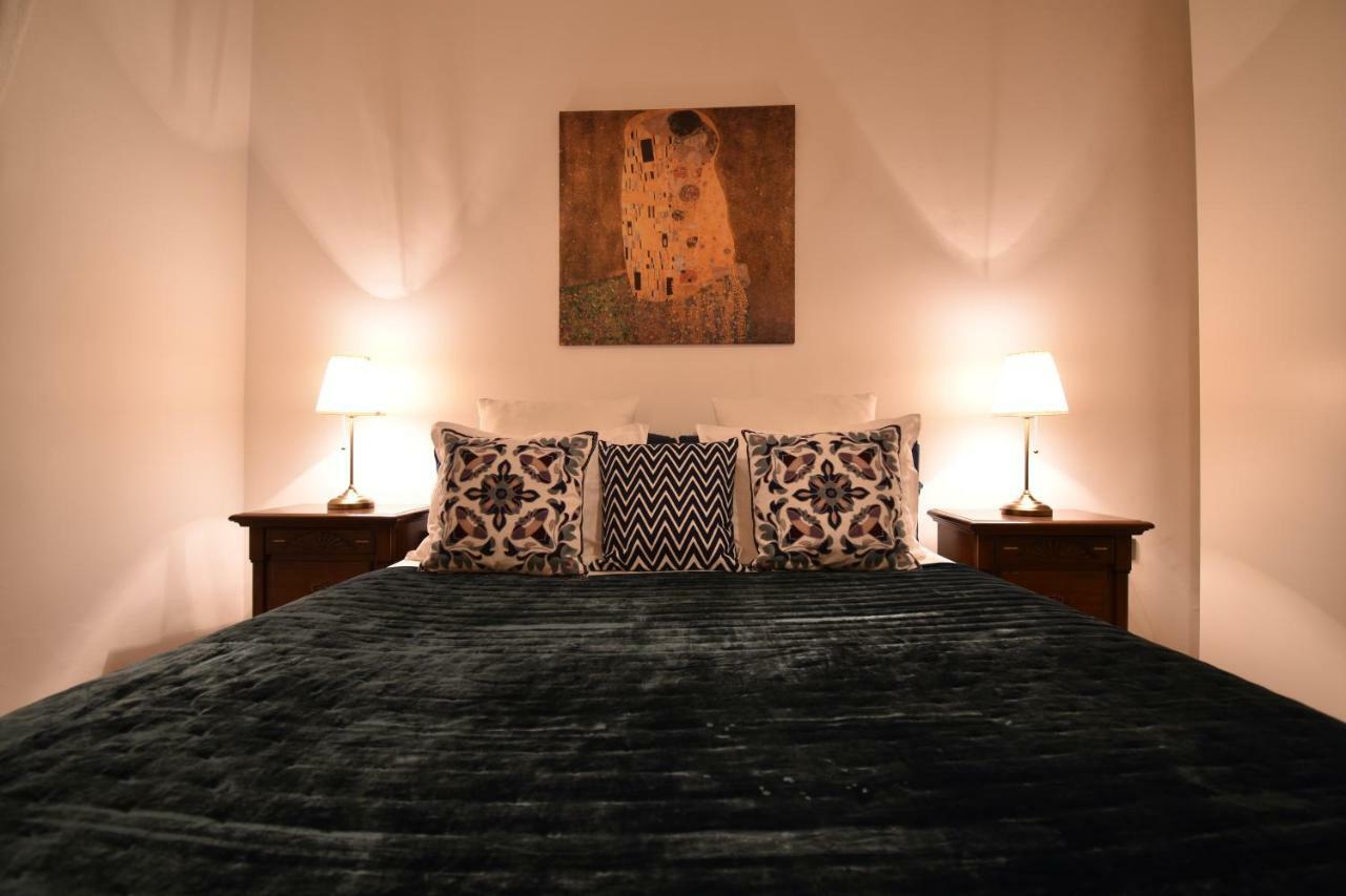 Apartmán Cozy Flat By The Astronomical Clock Praha Exteriér fotografie